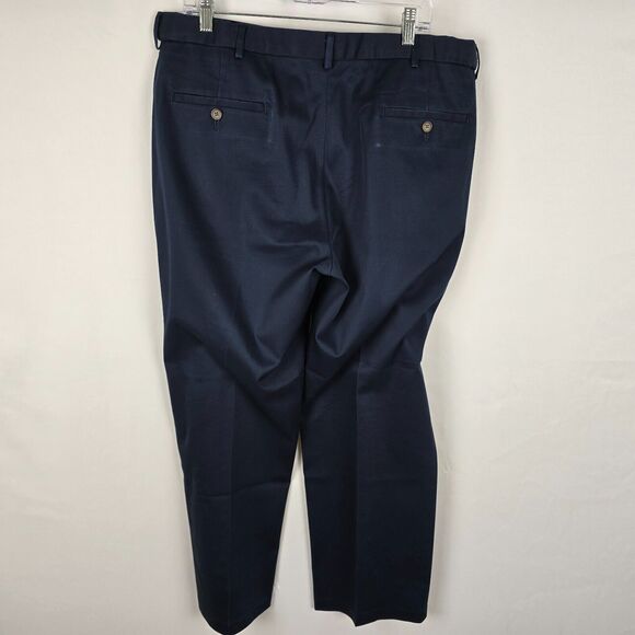 Haggar Dress Pants Men's 36 x 30 Black Classic Fit Repreve Straight Leg - Picture 5 of 14